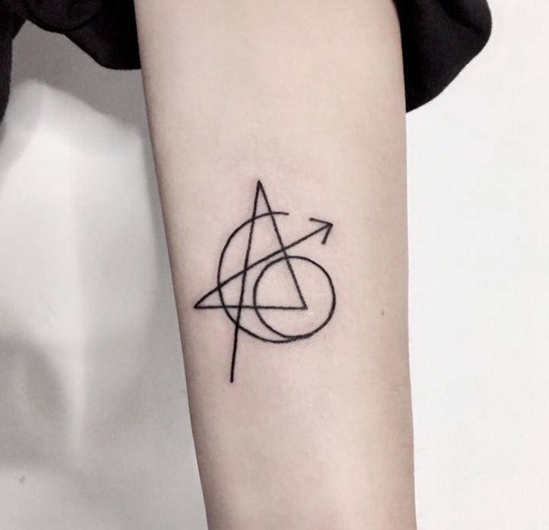 漫粉纹身图片_手臂纹身图案