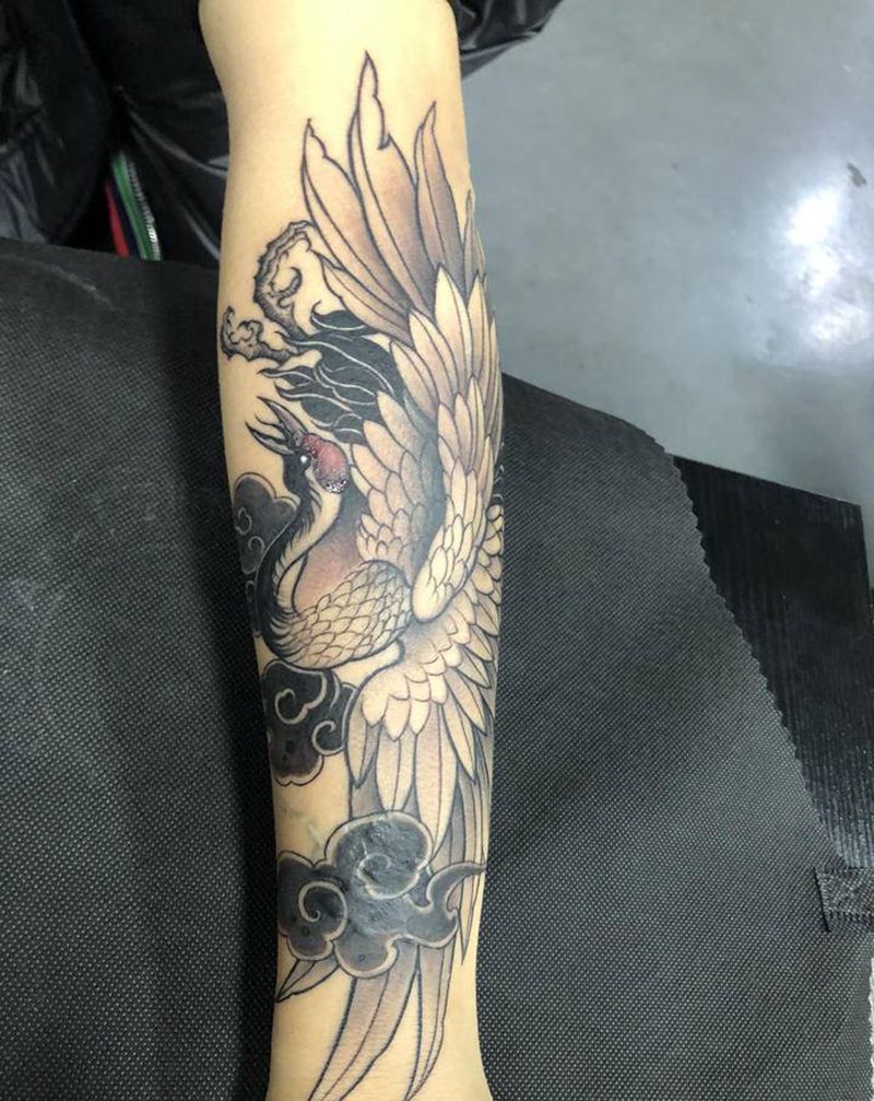 仙鹤纹身图片_手臂老传统仙鹤纹身图案