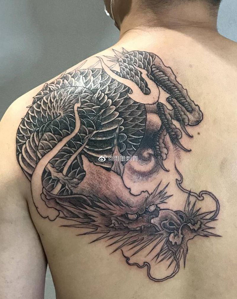 龙遮盖纹身图片_背部纹身图案