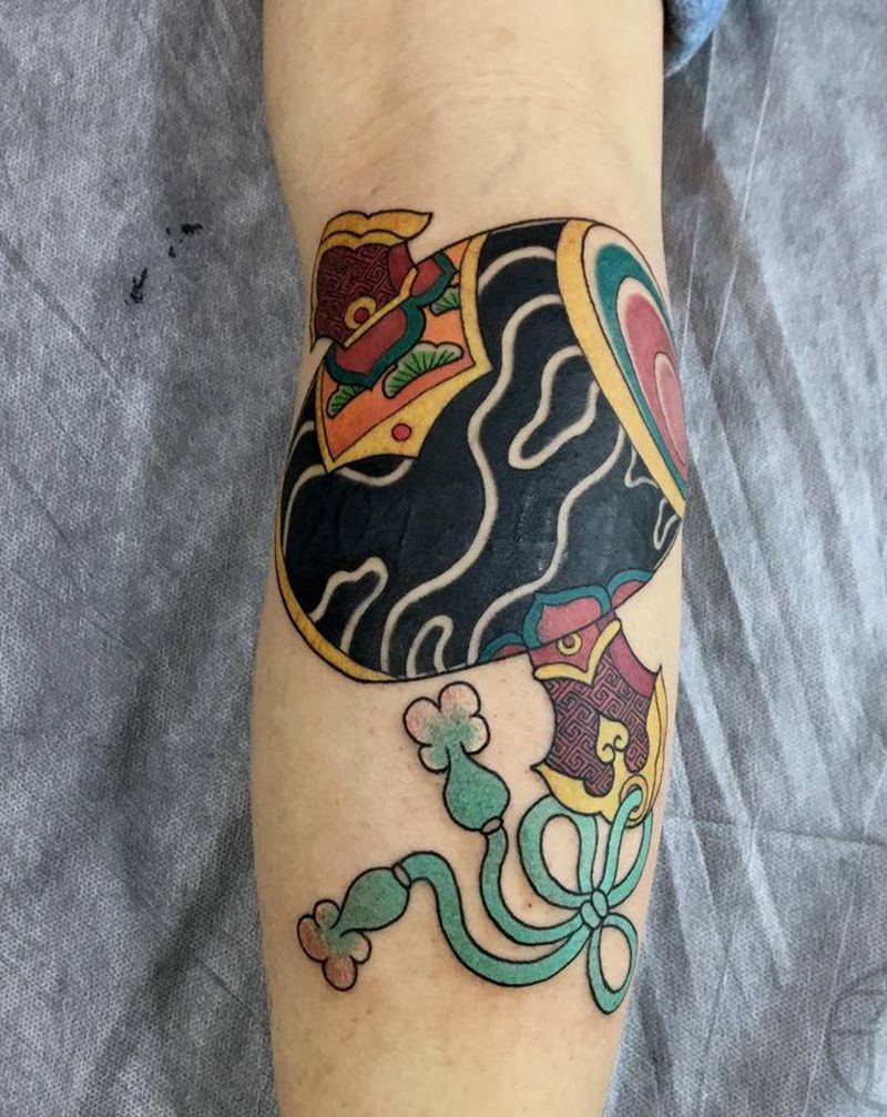 福锤(遮盖)纹身图片_脚部纹身图案