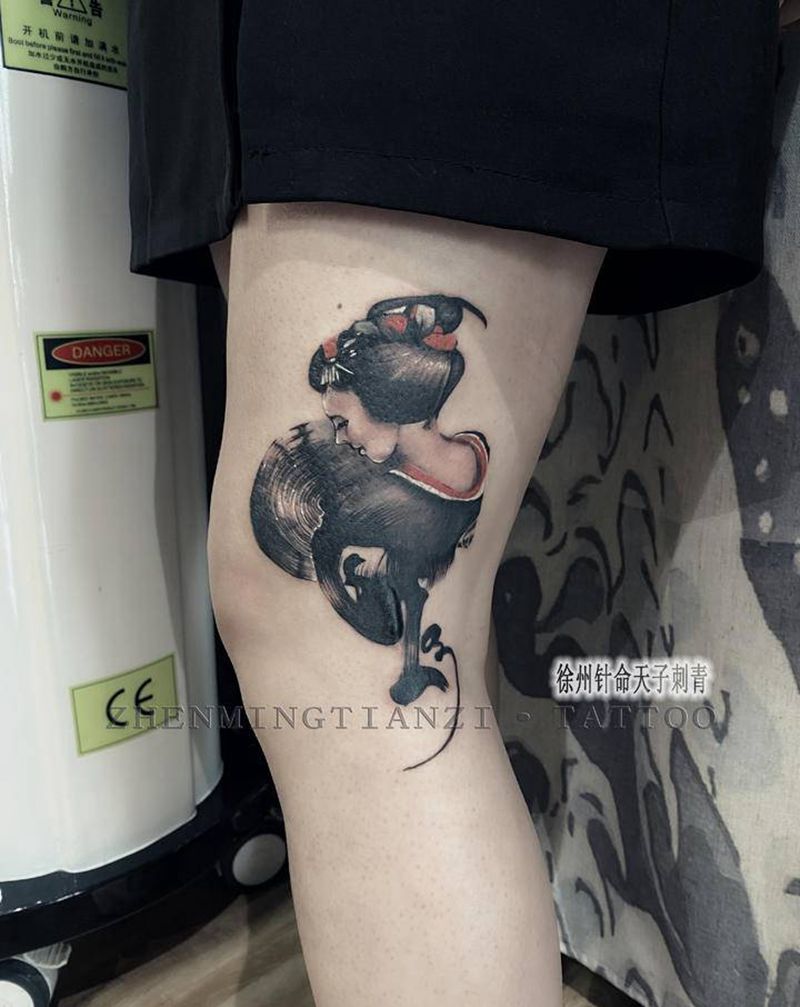 遮盖疤痕纹身图片_腿部水墨纹身图案