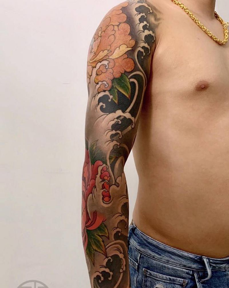 牡丹花臂纹身图片_手臂纹身图案