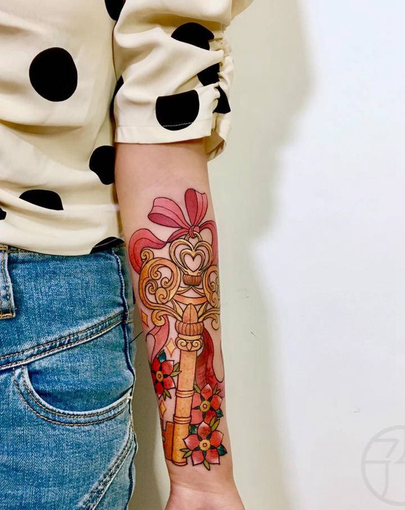 钥匙纹身图片_手臂纹身图案