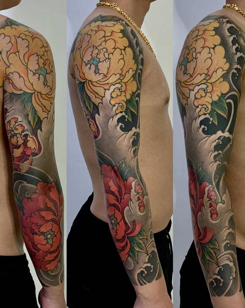 牡丹花臂纹身图片_手臂纹身图案