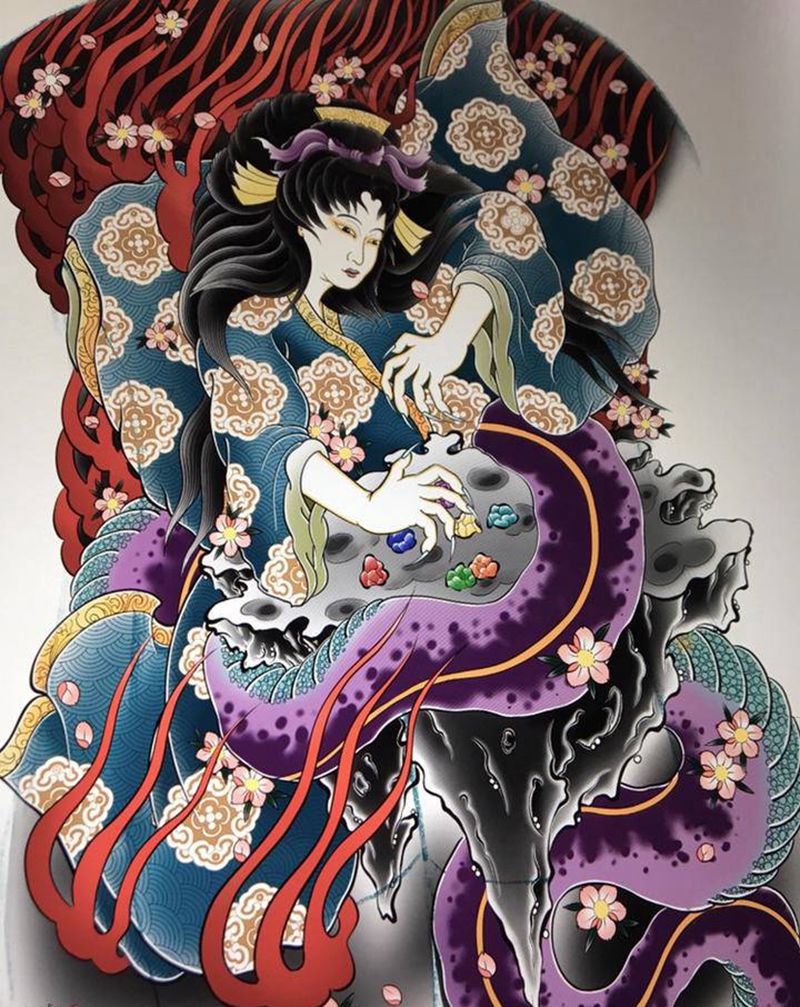 女娲纹身图片_背部纹身图案