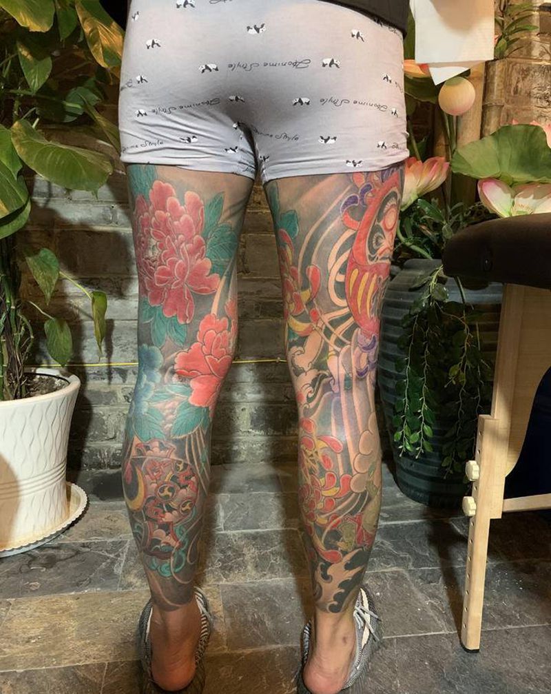 花腿纹身图片_腿部纹身图案