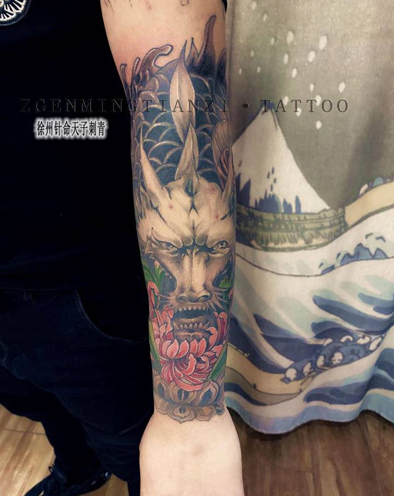 小臂部分完成纹身图片_手臂新传统纹身图案