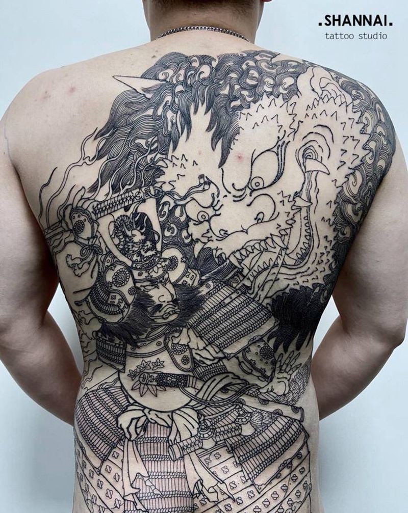 源赖光纹身图片_背部老传统纹身图案