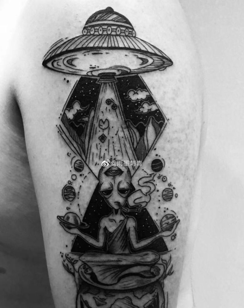 外星生物纹身图片_手臂手部Old School新传统纹身图案