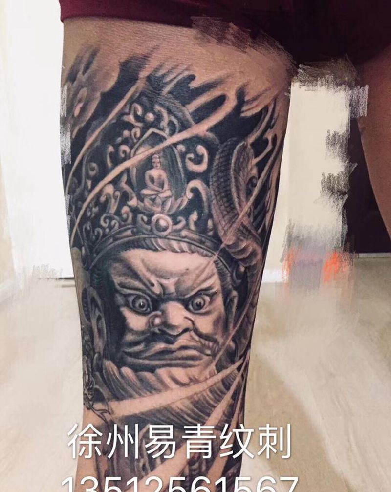 天王纹身图片_腿部欧美写实天王纹身图案