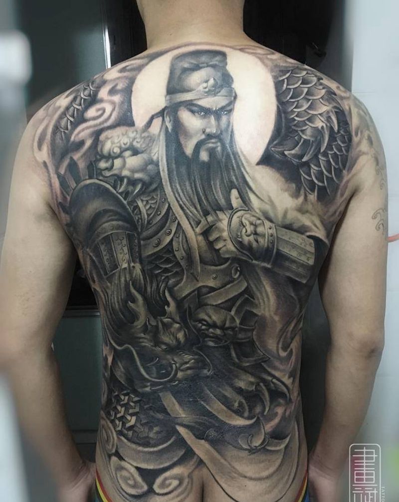 关云长纹身图片_背部欧美写实关公关羽关云长纹身图案