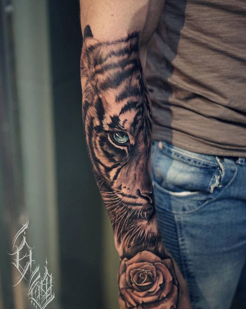 虎纹身图片_手臂欧美写实纹身图案