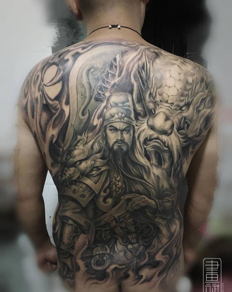 关云长纹身图片_背部欧美写实关羽关云长关公纹身图案