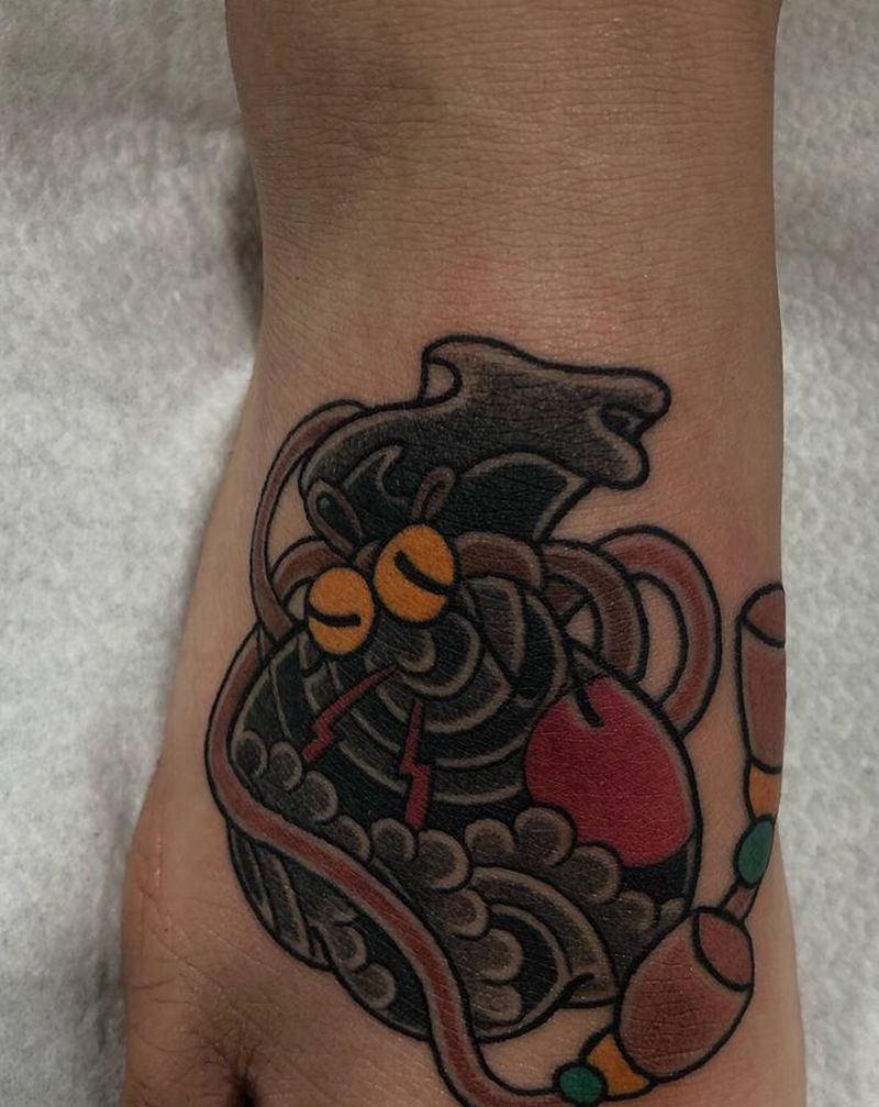 日式福袋脚面纹身图片_脚部腿部老传统纹身图案