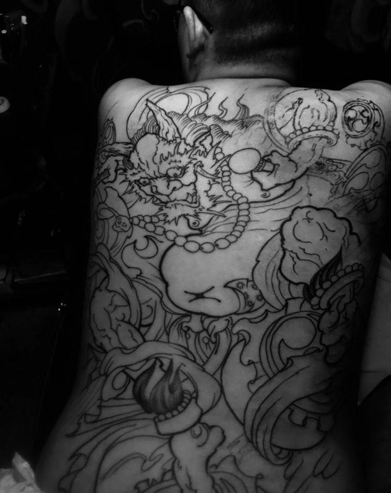 雷神纹身图片_背部新传统雷神纹身图案