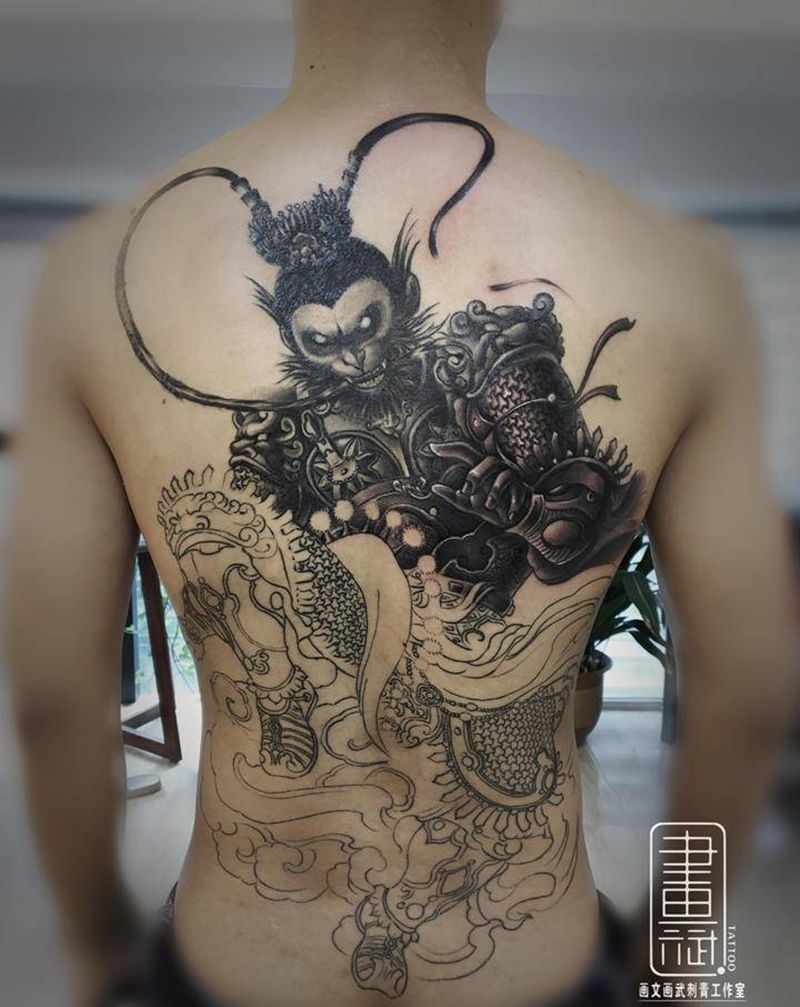熏无空纹身图片_背部新传统齐天大圣孙悟空斗战胜佛纹身图案