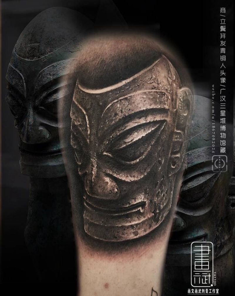 青铜像纹身图片_手臂欧美写实青铜人像青铜人像纹身图案