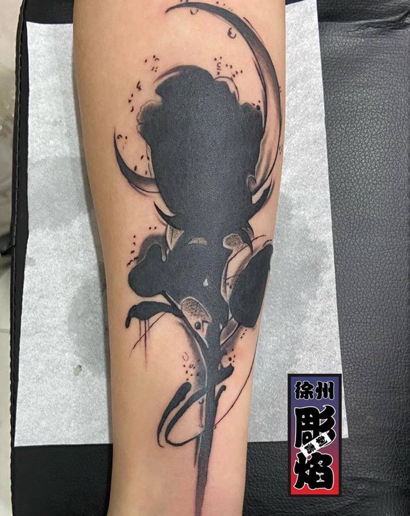 小花花纹身图片_手臂纹身图案