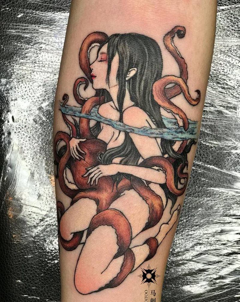 裸女纹身图片_手臂纹身图案