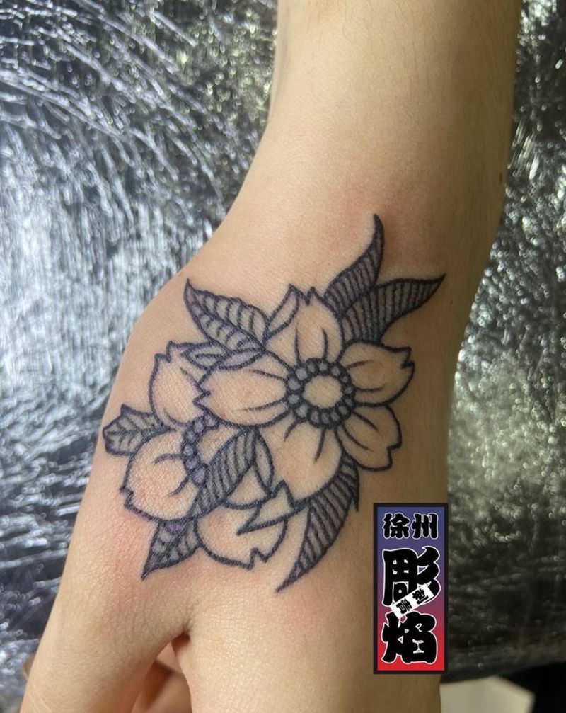 樱花纹身图片_老传统纹身图案