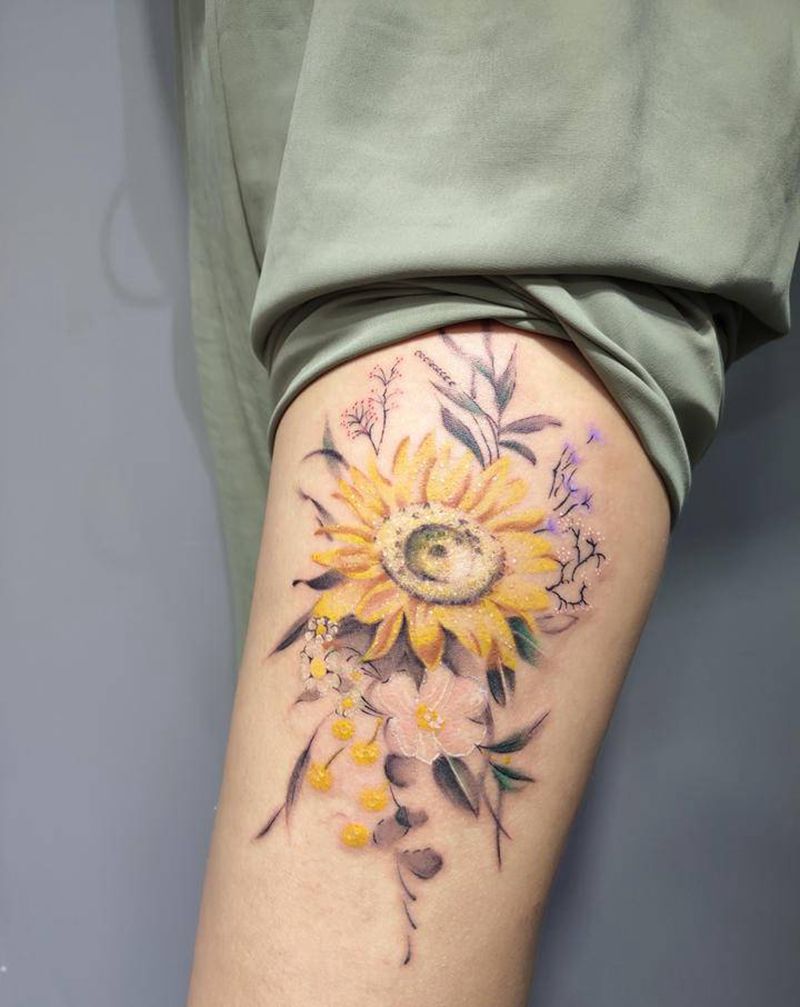 向日葵纹身图片_腿部水墨水彩纹身图案