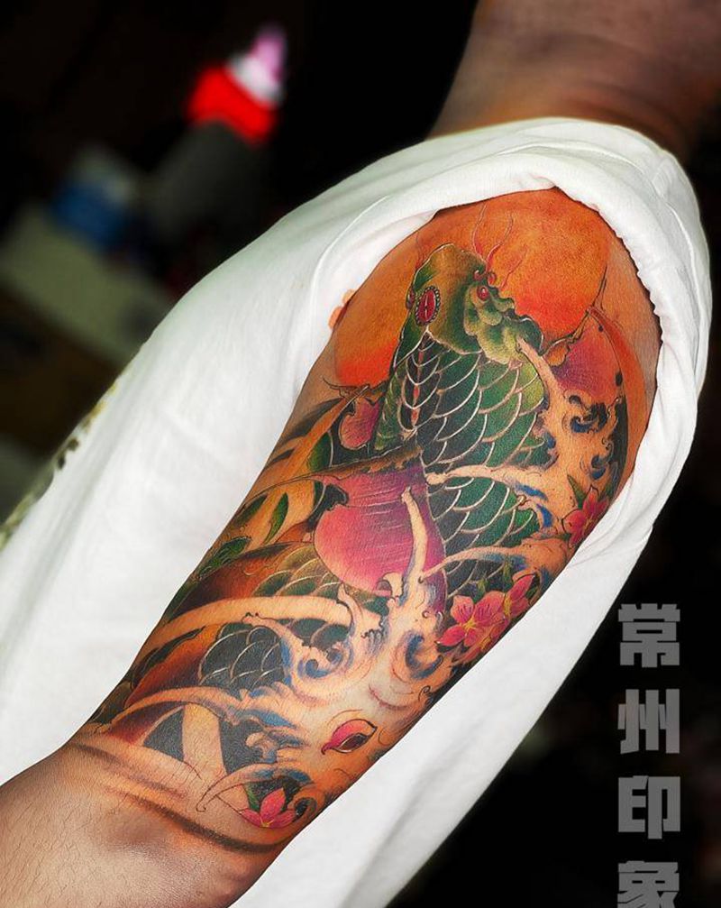 鲤鱼纹身图片_手臂新传统纹身图案
