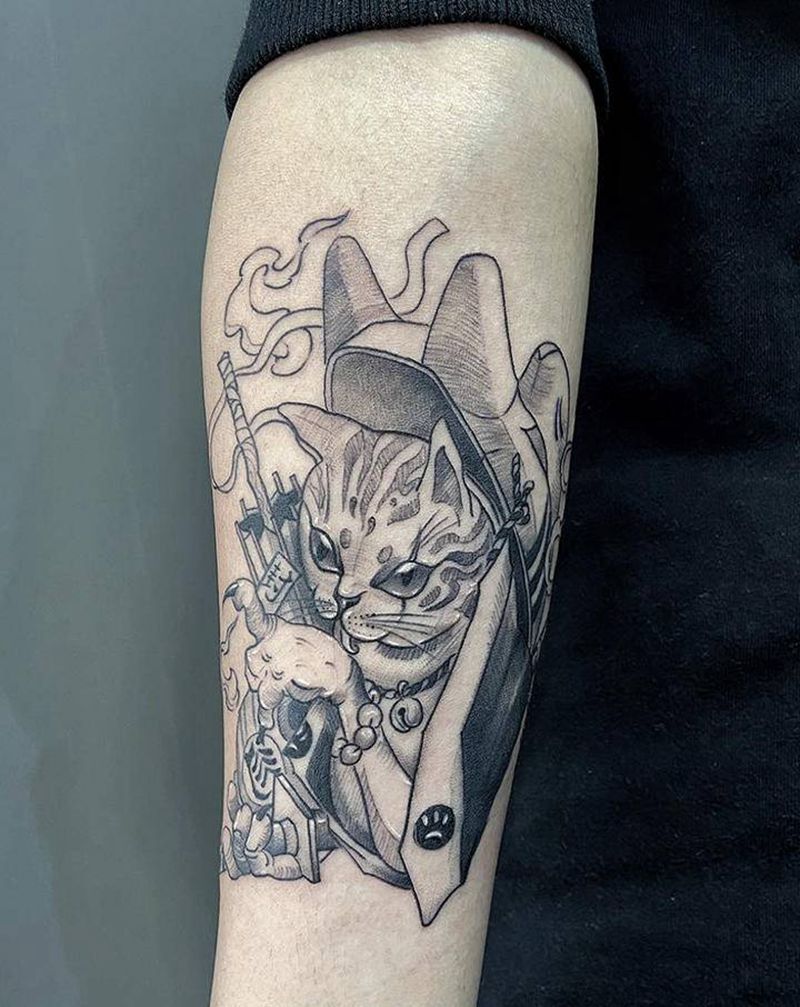 武士猫纹身图片_手臂新传统点刺纹身图案
