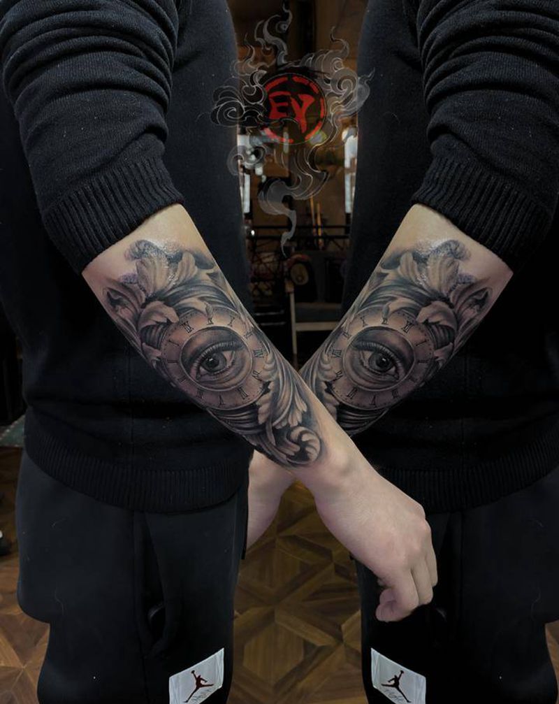 时间之窗纹身图片_手部欧美写实纹身图案