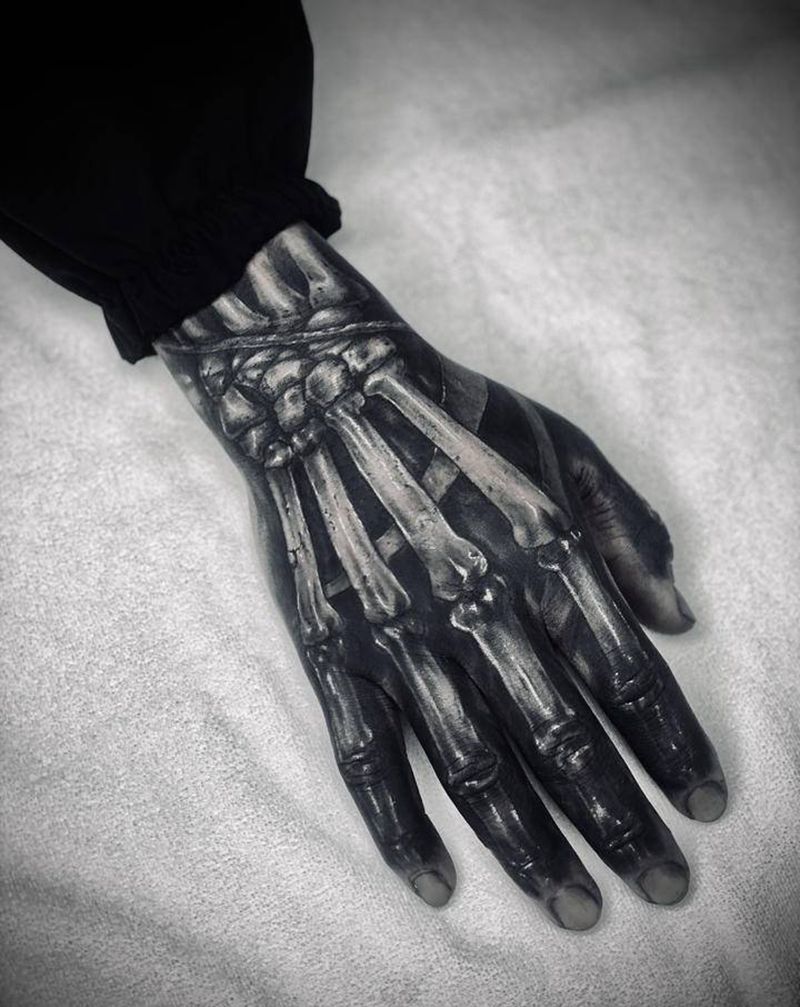 伸手不见五指纹身图片_手部欧美写实纹身图案