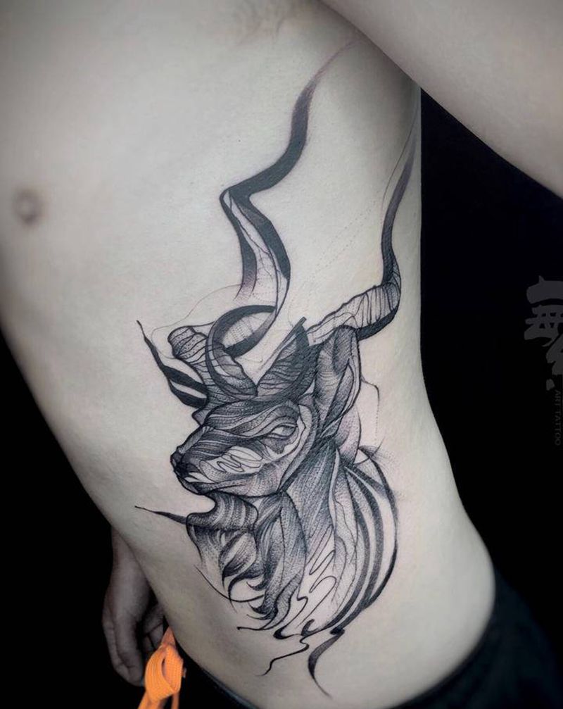 鹿纹身图片_腹部腰部几何点刺纹身图案