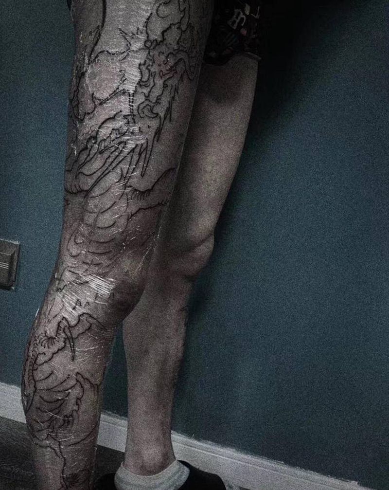 花腿龙割线纹身图片_腿部新传统纹身图案