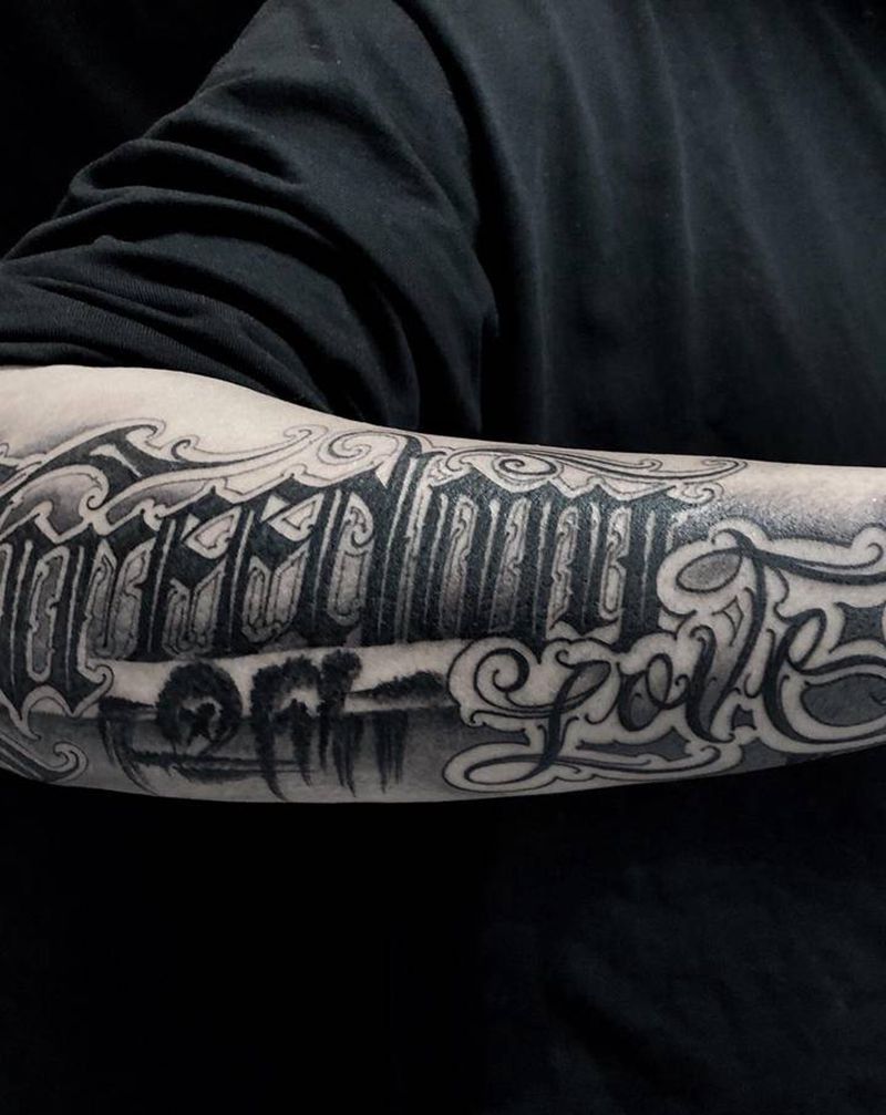 私人订制花体字纹身图片_手臂花体字纹身图案