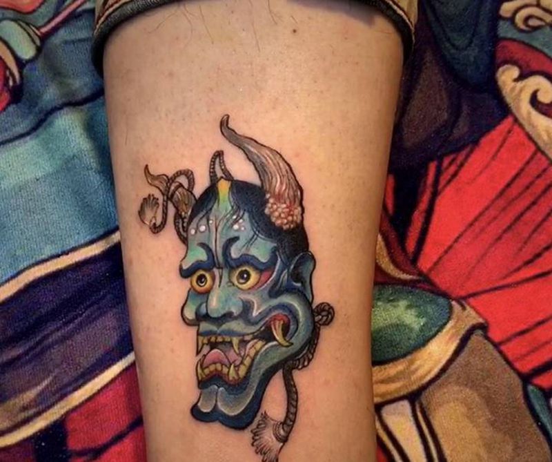 般若纹身图片_腿部纹身图案