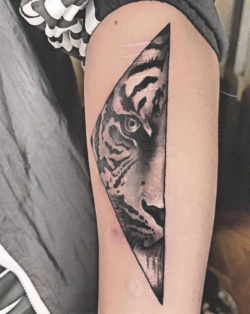 虎纹身图片_手臂纹身图案