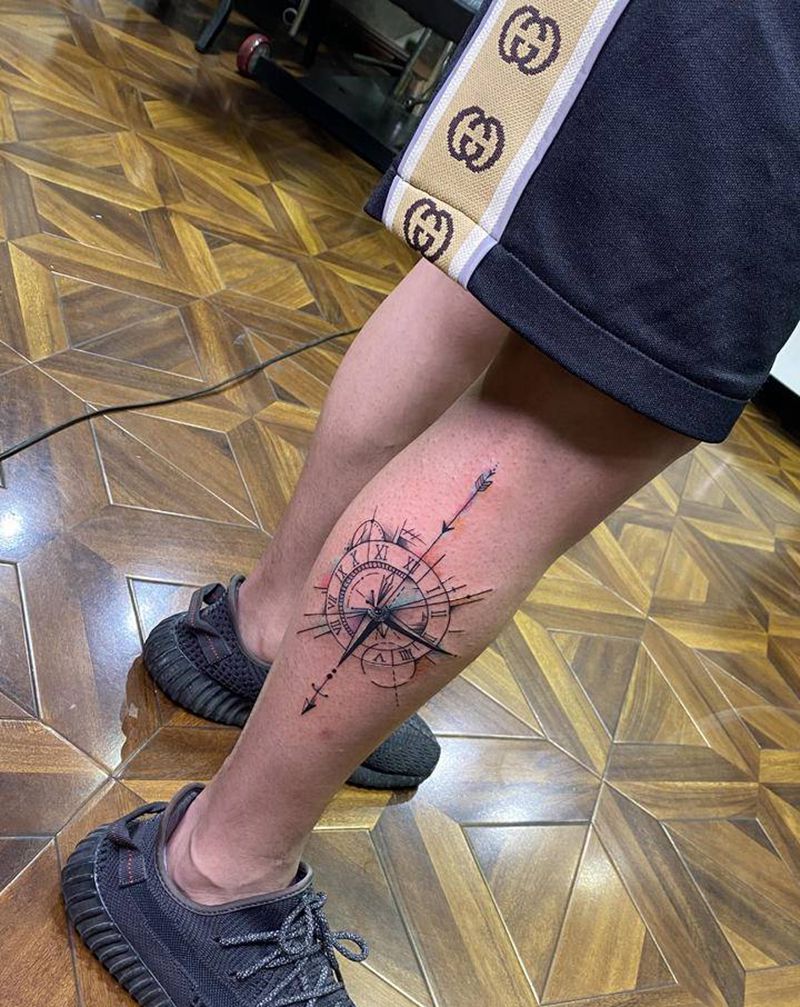 指南纹身图片_腿部纹身图案