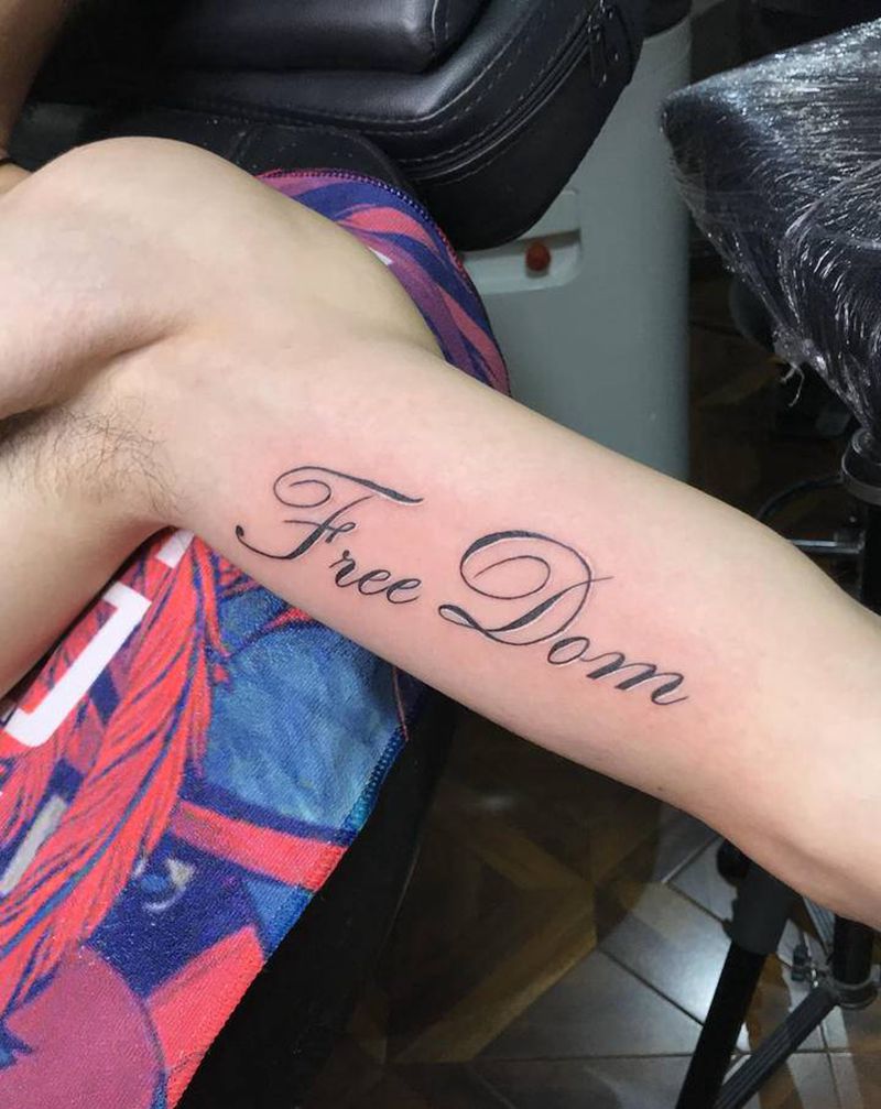 花体纹身图片_手臂纹身图案