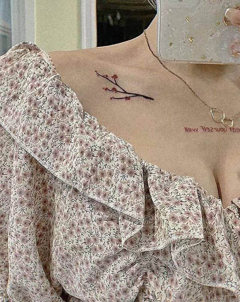 客人返图小清新纹身图片_肩部纹身图案