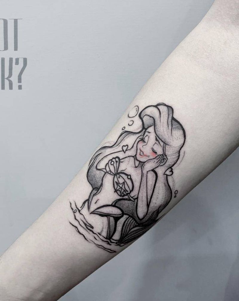 美人鱼纹身图片_手臂点刺纹身图案