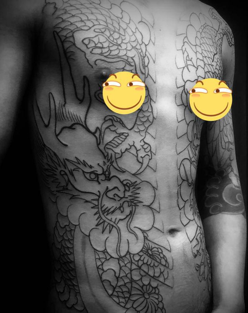 开衫龙纹身图片_老传统纹身图案