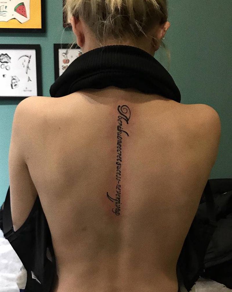 英文纹身图片_背部纹身图案