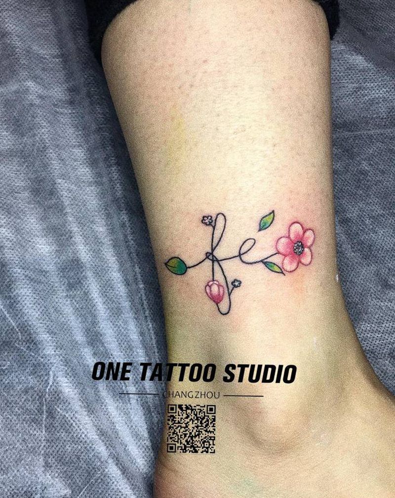 脚踝小清新花纹身图片_腿部水彩纹身图案