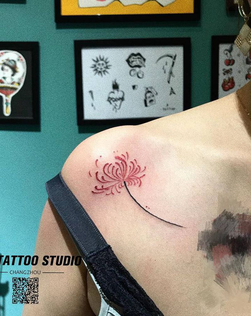 肩膀彼岸花纹身图片_肩部纹身图案