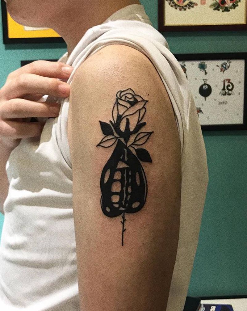 oldschool 玫瑰纹身图片_手臂Old School纹身图案