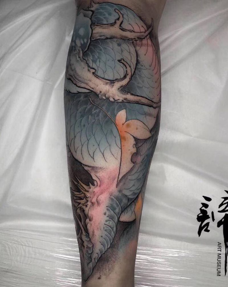 小腿龙纹身图片_腿部新传统纹身图案