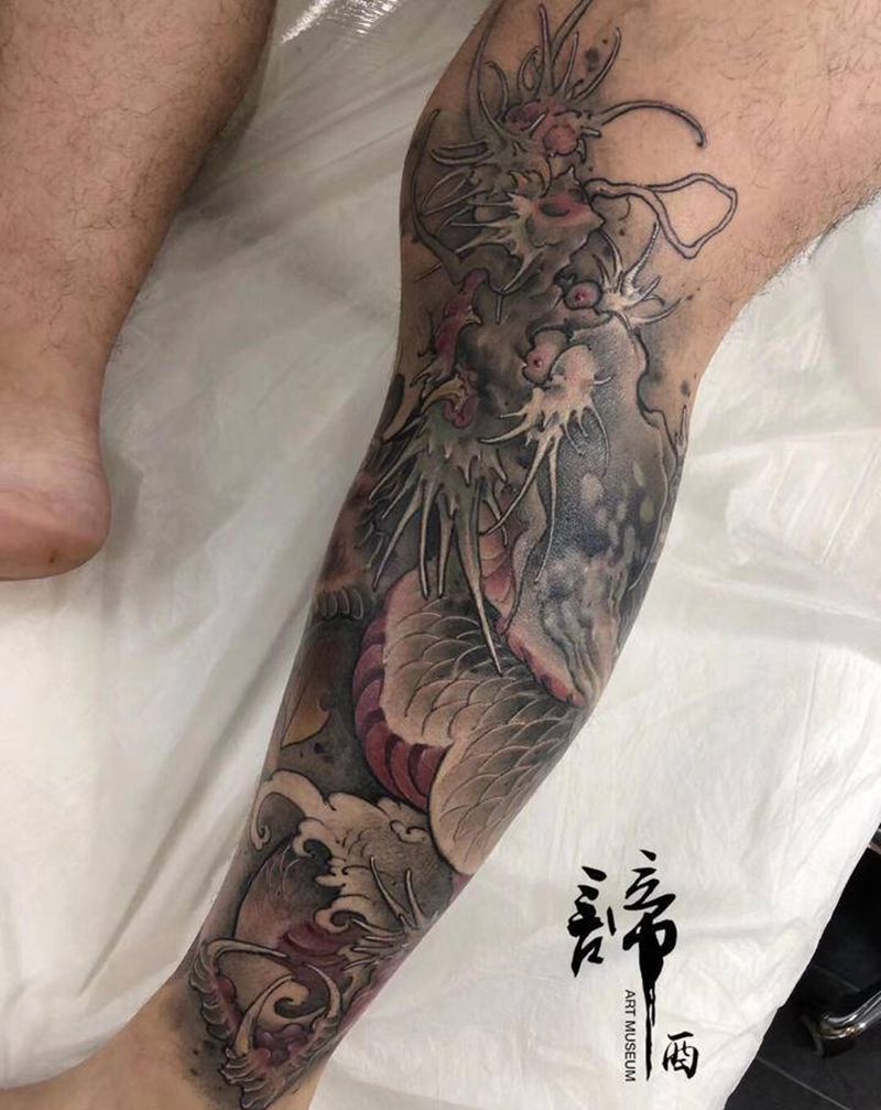 新传统小腿龙纹身图片_腿部新传统纹身图案