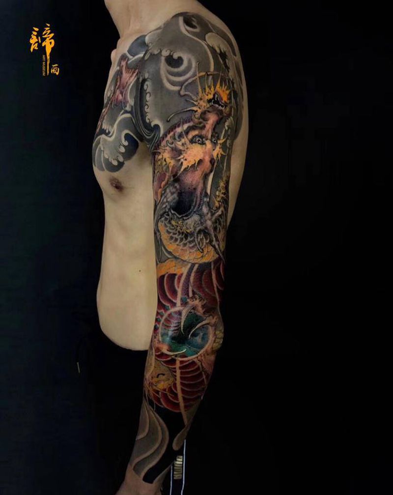 直捣黄龙纹身图片_手臂新传统纹身图案