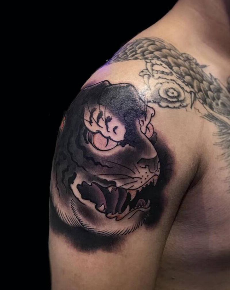 大臂老虎（2018年作品）纹身图片_手臂肩部老传统新传统纹身图案