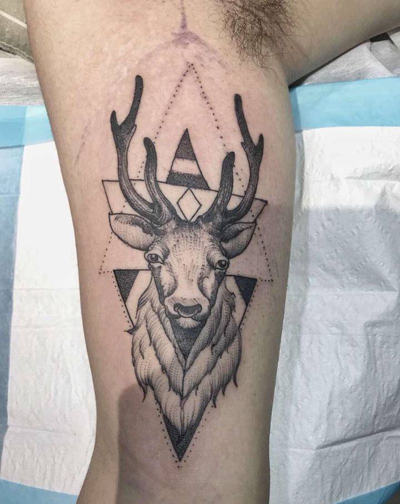 麋鹿（2018年作品）纹身图片_手臂手部点刺几何纹身图案