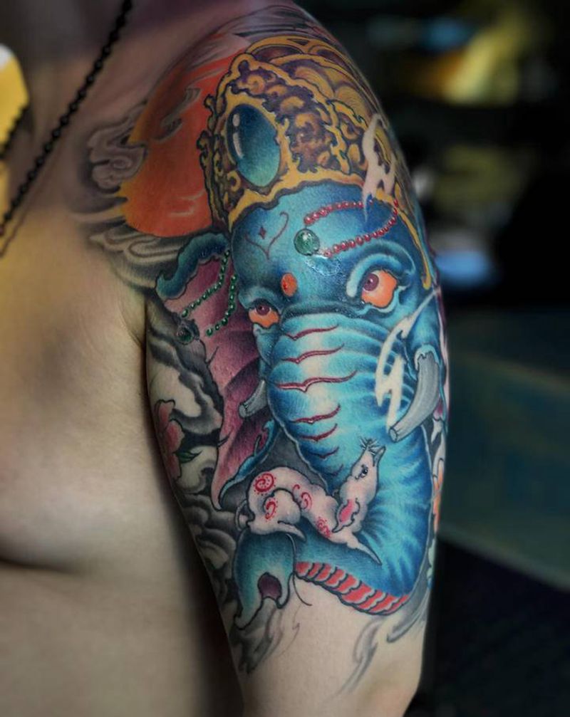 大臂象神纹身图片_手臂手部老传统新传统纹身图案