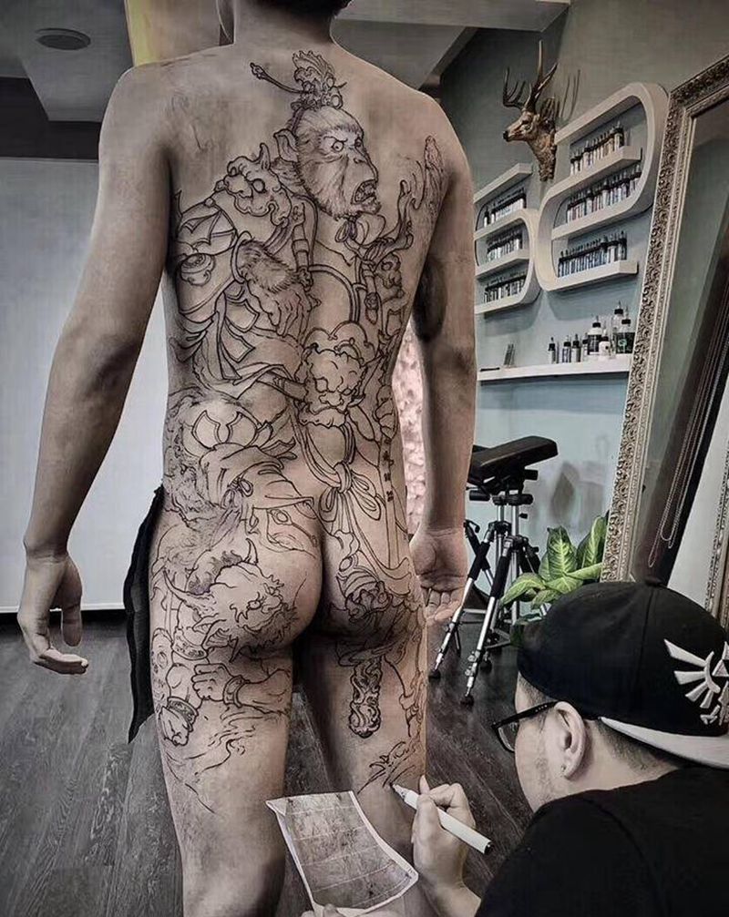 满背齐天大圣纹身图片_背部新传统老传统纹身图案